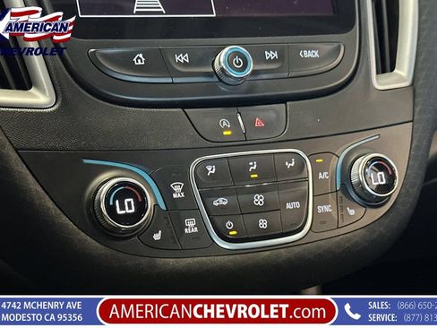 Used 2023 Chevrolet Malibu LT FWD image 28