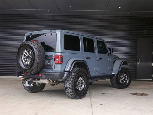 Used 2024 Jeep Wrangler Unlimited Rubicon 392 image 7
