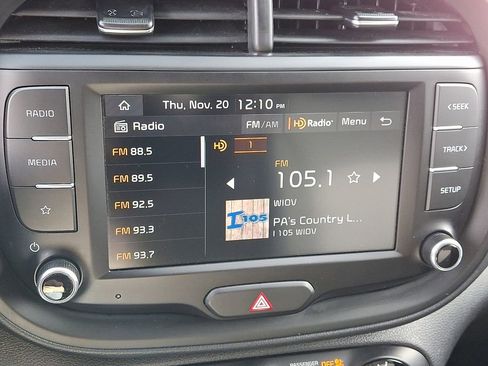 Used 2024 Kia Soul LX w/ Option Group 015 image 17