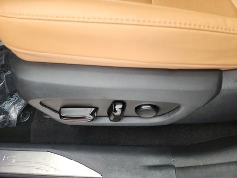 Used 2024 Lexus NX 250 FWD w/ Towing Package (2000 Lbs) image 25