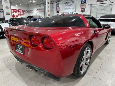 Used 2005 Chevrolet Corvette Coupe w/ Preferred Equipment Group image 6