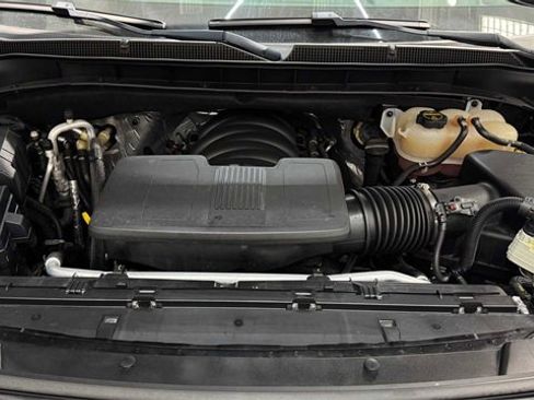 Used 2024 Chevrolet Suburban Premier w/ Premium Package 2 image 38