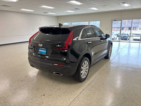 Used 2023 Cadillac XT4 Luxury w/ Driver Awareness Package image 5
