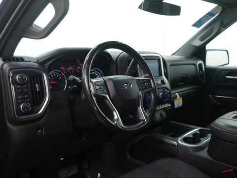 Used 2019 Chevrolet Silverado 1500 RST image 17