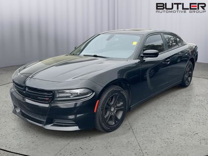 Used 2019 Dodge Charger SXT w/ Leather Interior Group
