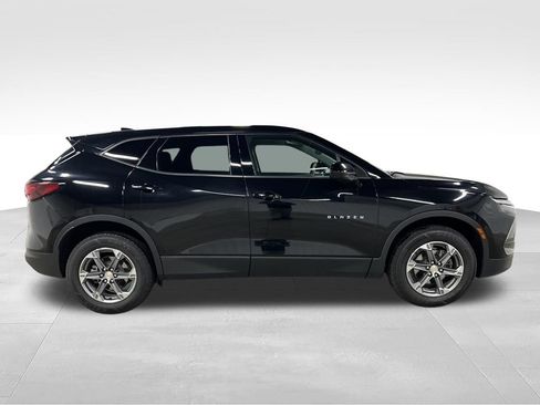 Certified 2023 Chevrolet Blazer LT AWD/4WD image 2