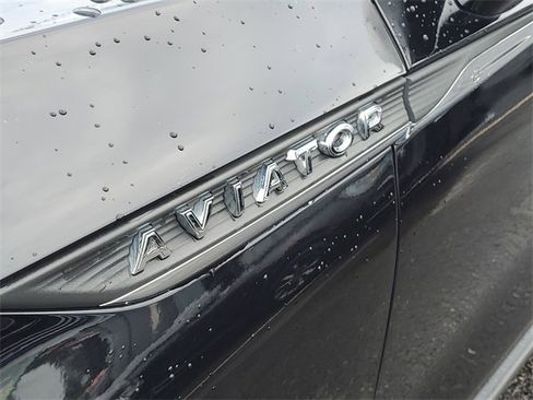 Used 2020 Lincoln Aviator Reserve w/ Elements Package Plus image 31