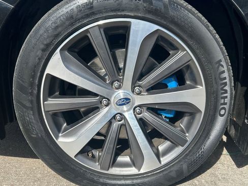 Used 2018 Subaru Legacy 3.6R Limited AWD/4WD image 16