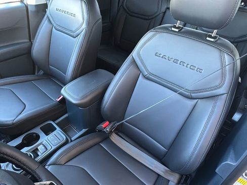 New 2026 Ford Maverick Lariat w/ Black Appearance Package AWD/4WD image 14