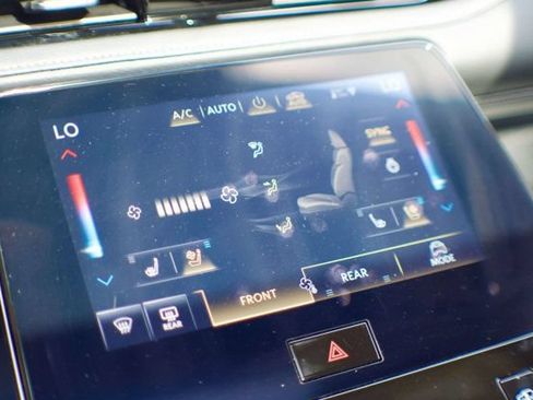 Used 2025 INFINITI QX80 Sensory AWD/4WD image 32