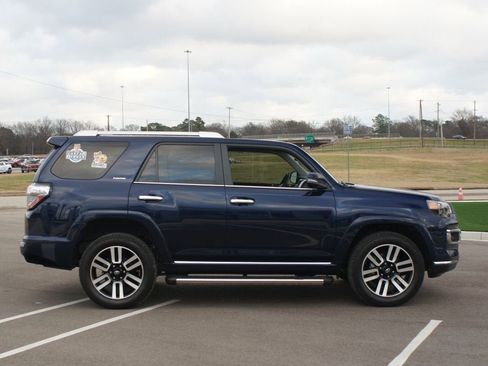 Used 2024 Toyota 4Runner Limited image 22