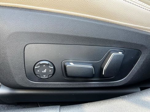 New 2026 BMW 330i Sedan w/ Premium Package RWD image 12