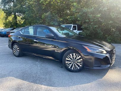 Used 2025 Nissan Altima 2.5 SV