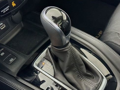 Certified 2020 Nissan Rogue SL w/ Premium Package image 19