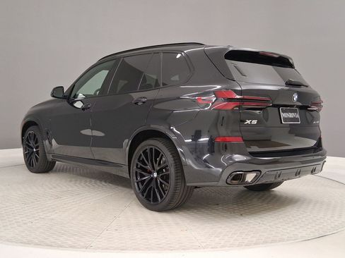 Used 2025 BMW X5 xDrive40i w/ M Sport Package AWD/4WD image 3
