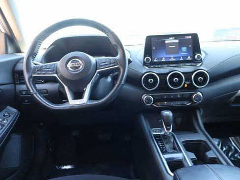 Used 2022 Nissan Sentra SV image 19