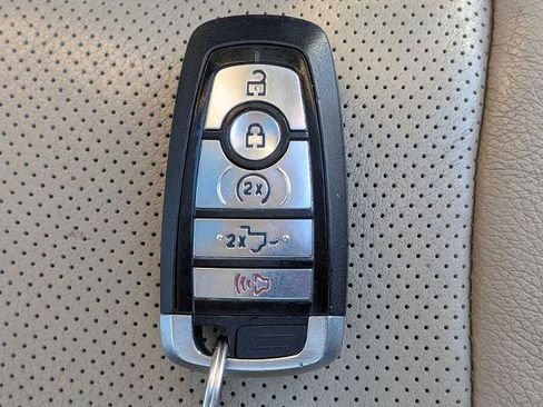 Certified 2018 Ford F150 Lariat w/ Equipment Group 502A Luxury AWD/4WD image 28