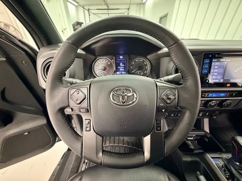 Used 2019 Toyota Tacoma TRD Pro image 11