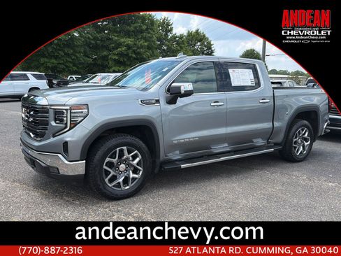 Used 2023 GMC Sierra 1500 SLT w/ SLT Premium Plus Package AWD/4WD image 1