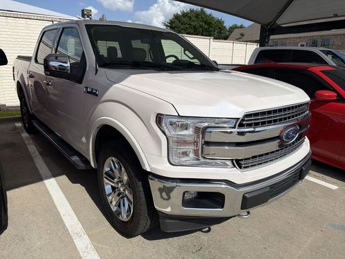 Used 2018 Ford F150 Lariat w/ Equipment Group 502A Luxury AWD/4WD image 2