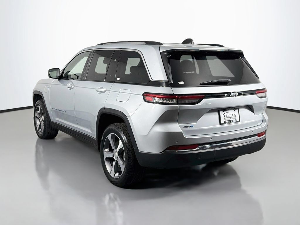 Used 2022 Jeep Grand Cherokee Limited 4xe AWD/4WD image 5