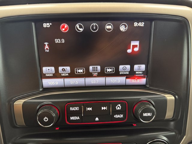 Used 2016 GMC Sierra 2500 Denali w/ Duramax Plus Package AWD/4WD image 18