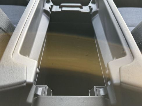 Used 2023 Nissan Rogue SV image 20