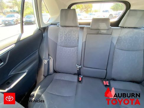 Certified 2019 Toyota RAV4 XLE FWD image 21