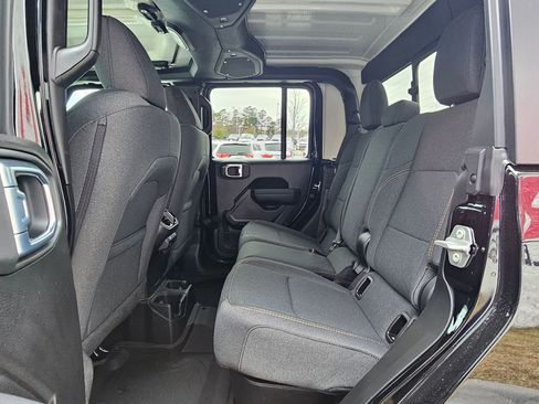 New 2026 Jeep Gladiator Sport image 23