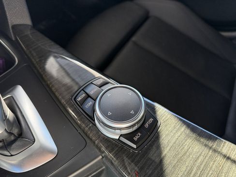 Used 2017 BMW 330i Sedan image 21