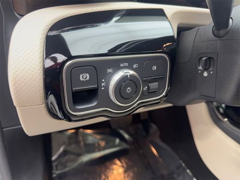 Used 2022 Mercedes-Benz CLA 250 CLA 250 image 53