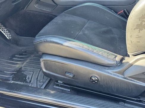 Used 2018 Dodge Challenger SXT Plus image 15