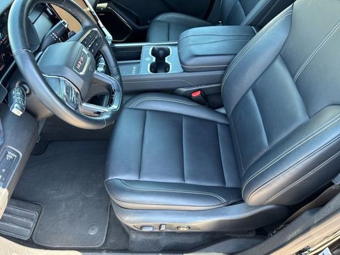 Used 2024 GMC Acadia Elevation FWD image 25