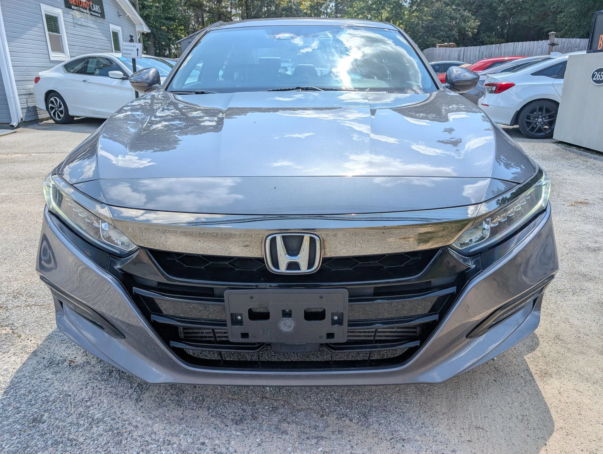 Used 2019 Honda Accord Sport image 2