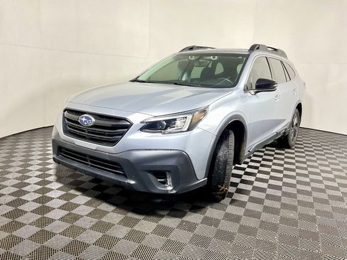 Used 2021 Subaru Outback Onyx Edition XT w/ Popular Package #2 image 9
