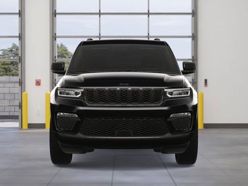 New 2025 Jeep Grand Cherokee Limited w/ Black Appearance Package image 9