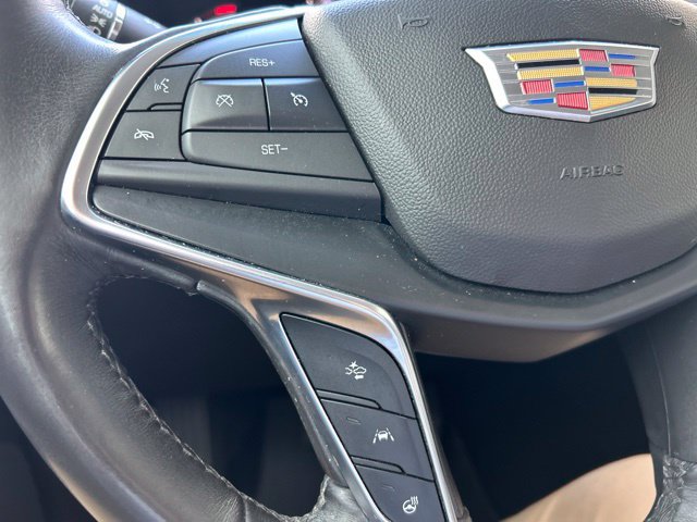 Used 2018 Cadillac XT5 Luxury w/ Driver Awareness Package FWD image 16