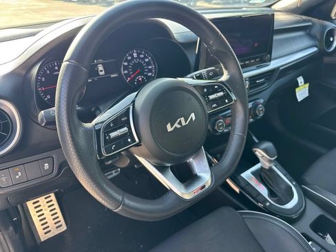 Used 2024 Kia Forte GT-Line w/ GT-Line Premium Package FWD image 9