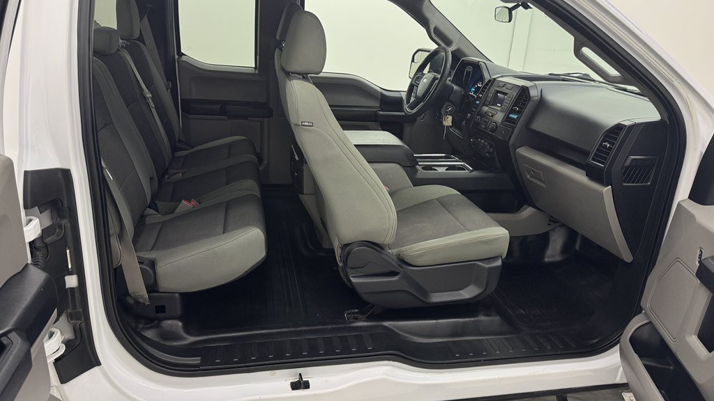 Used 2015 Ford F150 XL w/ Equipment Group 101A Mid AWD/4WD image 19
