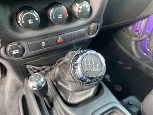 Certified 2017 Jeep Wrangler Unlimited Sport w/ Connectivity Group image 23