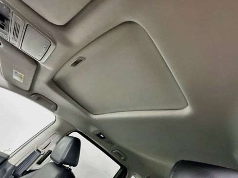 Used 2025 Honda Odyssey EX-L image 25