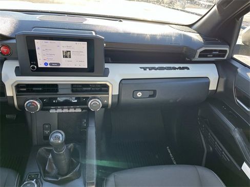Used 2024 Toyota Tacoma TRD Off-Road image 14