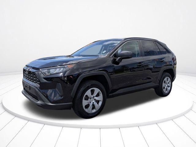 Used 2021 Toyota RAV4 LE AWD/4WD image 7