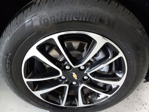 Used 2025 Chevrolet TrailBlazer LT FWD image 4