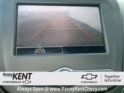 Used 2023 Chevrolet Equinox RS image 2