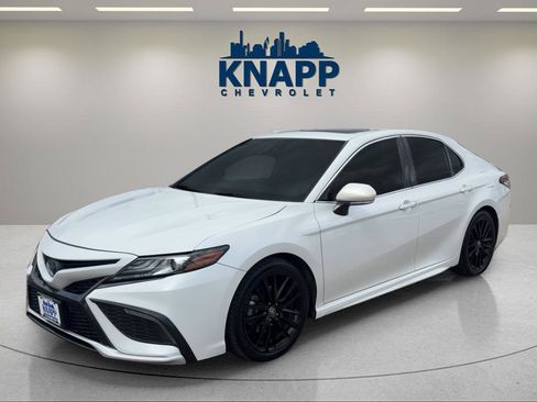 Used 2022 Toyota Camry XSE w/ Cold Weather Package image 1