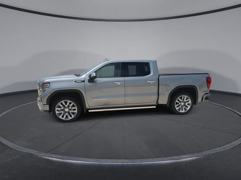 Used 2024 GMC Sierra 1500 Denali w/ Denali Reserve Package AWD/4WD image 5