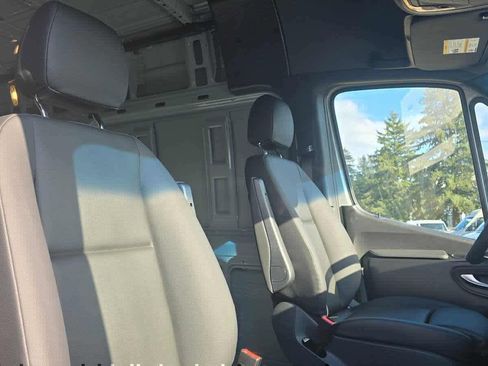 New 2026 Mercedes-Benz Sprinter 2500 image 12