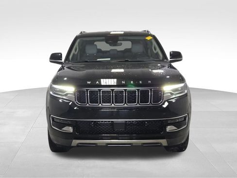 Certified 2022 Jeep Wagoneer Series III AWD/4WD image 3