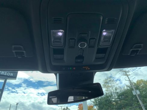 Used 2025 Chevrolet Tahoe RST image 24